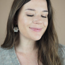 Charger l'image dans la galerie, Fleur Nacrée