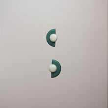 Charger l'image dans la galerie, Retro Hues - Forêt