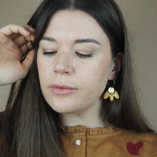 Charger l'image dans la galerie, FLORE - Mustard