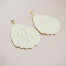 Charger l'image dans la galerie, Bisou