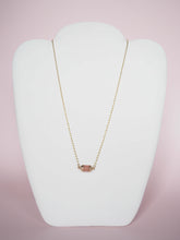 Charger l'image dans la galerie, Amulette Coral