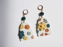 Charger l'image dans la galerie, Fall bouquet - Huggie