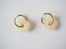 Charger l'image dans la galerie, LA FLEUR - Ivoire