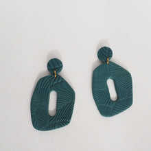 Charger l'image dans la galerie, NINA